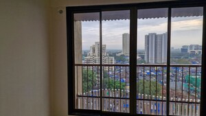 Room in 1 BHK Apartment at Chandak 34 Park Estate, Goregaon West – for Rent