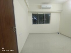 2 BHK + Store Room Apartment For Rent in Omkar Signet