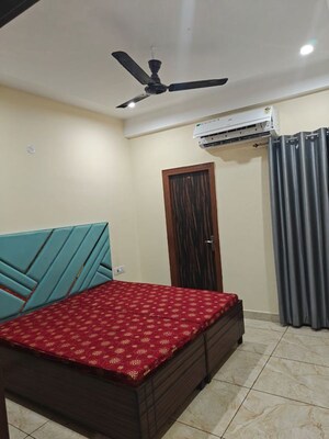 Bedroom in 3 BHK Apartment at Aerocity – for Rent