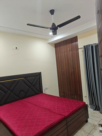 Bedroom in 3 BHK Apartment at Aerocity – for Rent