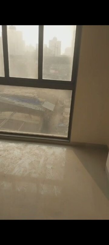 Room in 1 BHK Apartment at Paradigm El Signora, Jogeshwari West – for Sale