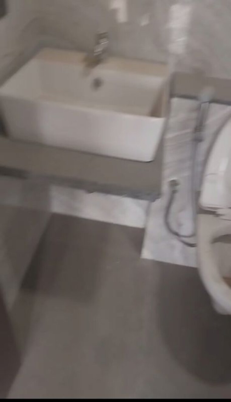 Bathroom, paradigm-el-signora 1 Bedroom 552 Sq.Ft. Apartment In Jogeshwari West Mumbai 10033692