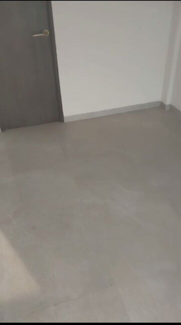 Room in 1 BHK Apartment at Paradigm El Signora, Jogeshwari West – for Sale