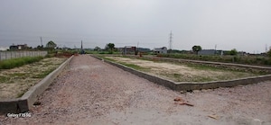  Plot For Sale in Gaur Yamuna City