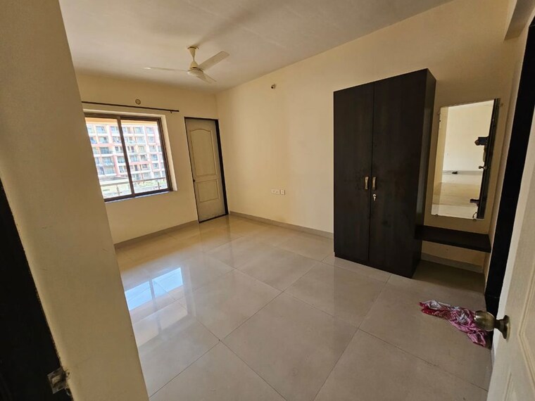 Room, dona paula 2 Bedroom 1000 Sq.Ft. Apartment In Dona Paula Goa 10033762