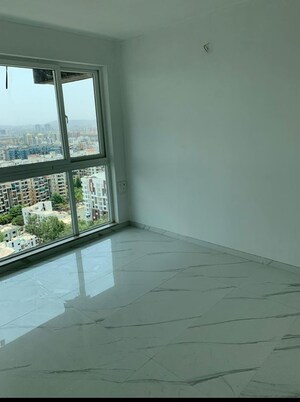 Room in 2 BHK Apartment at Nahar F Residences, Balewadi – for Sale