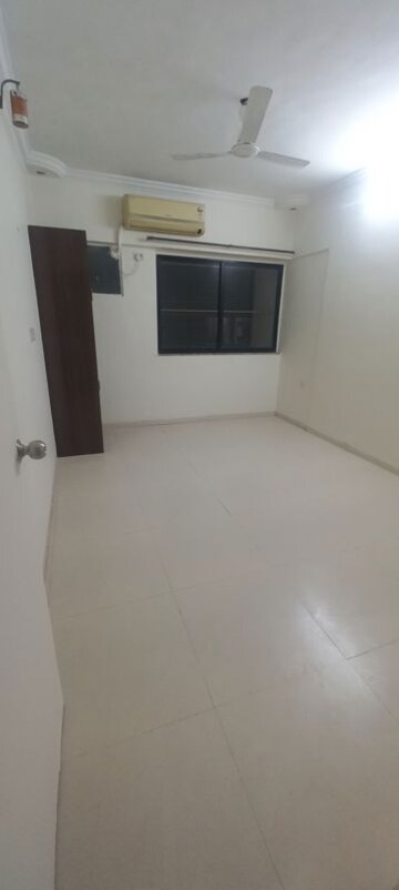 Room in 2 BHK Apartment at Yashodham Complex, Goregaon East – for Rent
