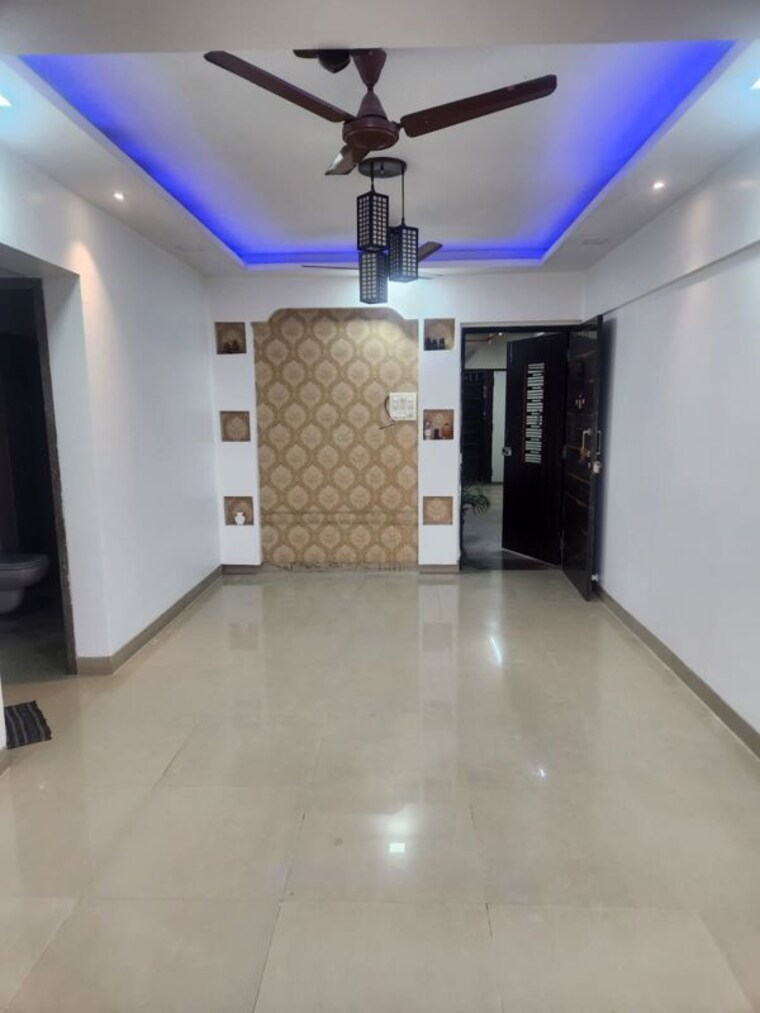Room, kasarvadavali 1 Bedroom 370 Sq.Ft. Apartment In Kasarvadavali Thane 10033809