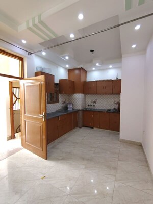 Living Room in 1 BHK Builder Floor at Vaishali Sector 5 – for Rent