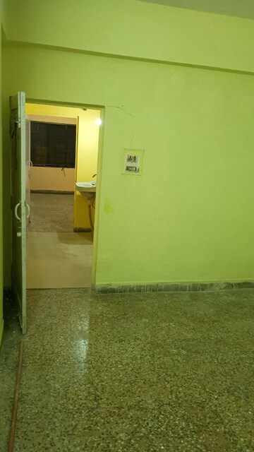 Room in 3 BHK Apartment at Arera Colony – for Rent