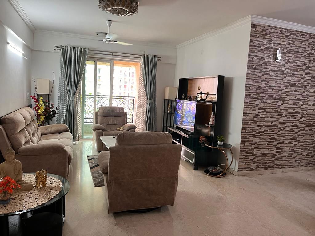 3.5 BHK Apartment For Rent in Hiranandani Meadows