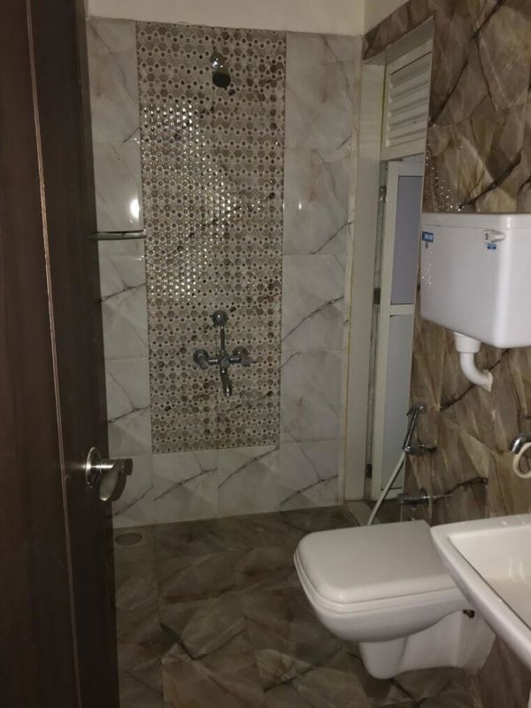 Bathroom, rosa-gardenia 1 Bedroom 426 Sq.Ft. Apartment In Anand Nagar Thane 10009756