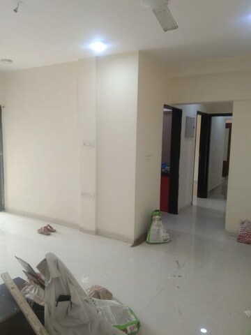 Room in 2 BHK Apartment at Sahajanand Arista, Goregaon West – for Rent