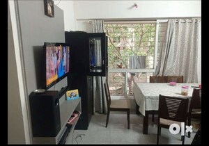 Master Bedroom in 2 BHK Apartment at Lodha Amara, Kolshet Road – for Rent