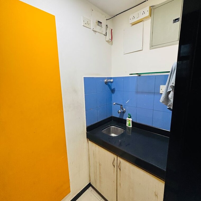 Team Area, marathon-max Commercial Office Space 530 Sq.Ft. In Salpa Devi Pada Mumbai 10034163