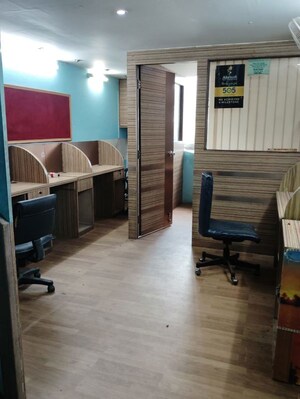  Office Space For Rent in Bbd Bagh