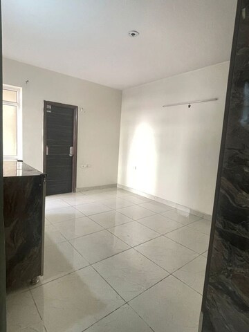 Room in 3 BHK Apartment at Shiv Sai Emerald Heights, Sector 88 – for Rent