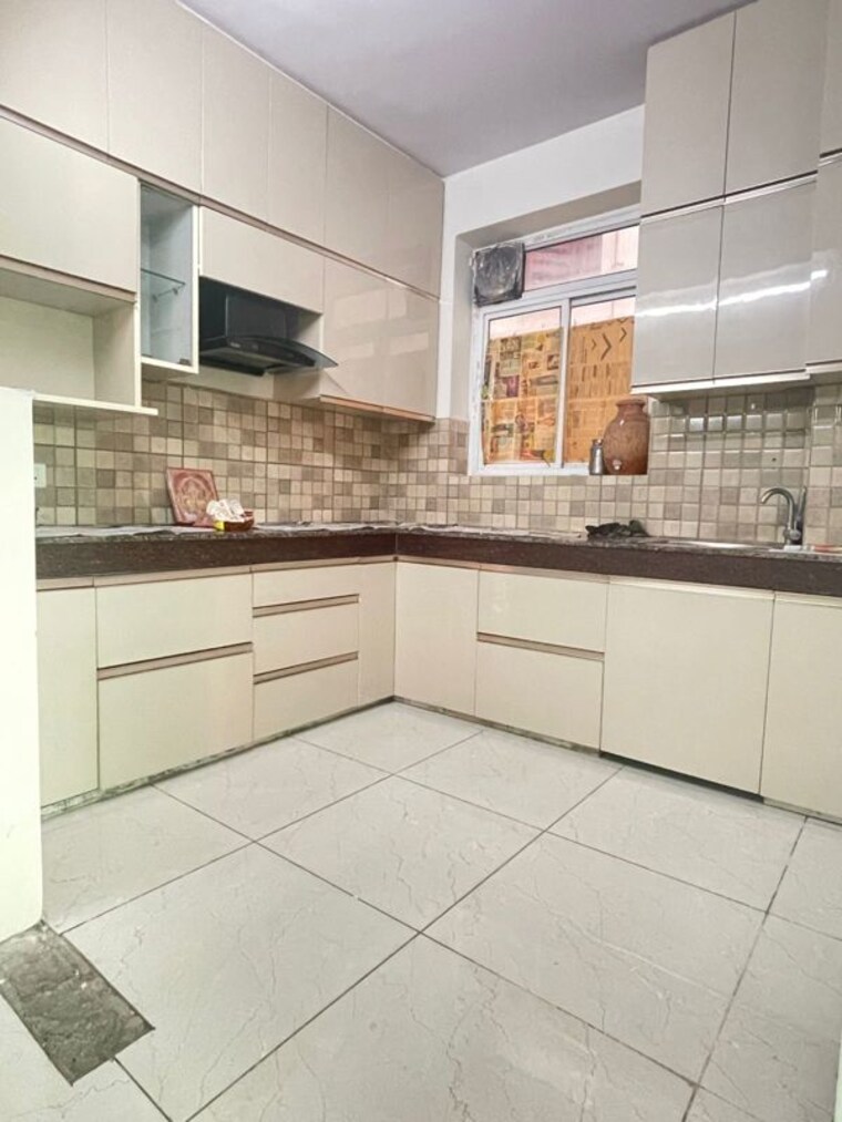 Kitchen, shiv-sai-emerald-heights 3 Bedroom 2100 Sq.Ft. Apartment In Sector 88 Faridabad 10034185