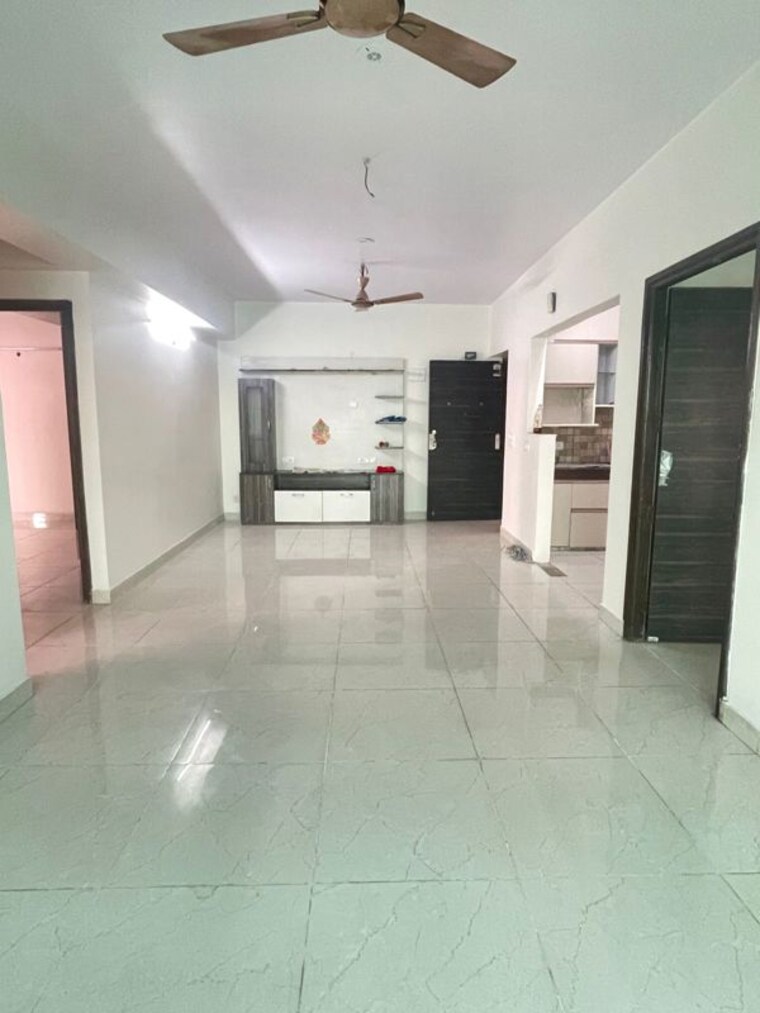 Room, shiv-sai-emerald-heights 3 Bedroom 2100 Sq.Ft. Apartment In Sector 88 Faridabad 10034185