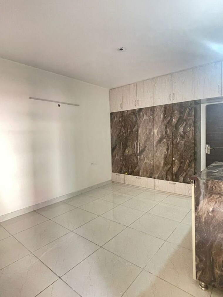Room, shiv-sai-emerald-heights 3 Bedroom 2100 Sq.Ft. Apartment In Sector 88 Faridabad 10034185