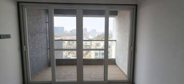 Room in 2 BHK Apartment at Pristine Allure, Kharadi – for Rent