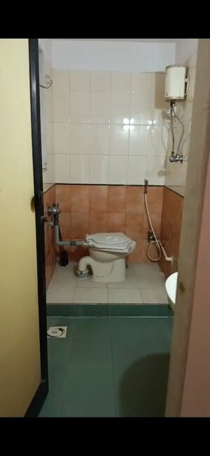 Attached Bathroom in 3 BHK Apartment at Krishna Residency Malad West, Malad West – for Rent