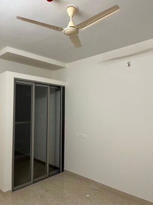 Room in 2 BHK Apartment at Vilas Javdekar Yashwin Enchante, Kharadi – for Rent