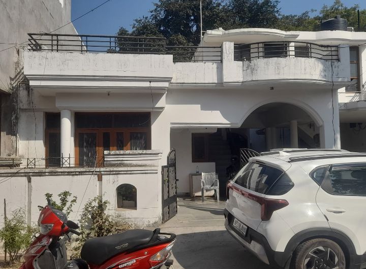 3 BHK + Extra Room 2000 Sq.Ft. Villa in Eldeco Green Woods