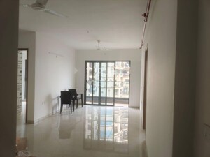 Room in 3 BHK Apartment at Godrej Urban Park, Chandivali – for Rent