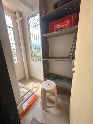 Furnished Amenities in 2 BHK Apartment at Hiranandani Estate, Ghodbunder Road – for Rent