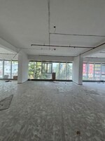 7500 Sq.Ft. Showroom in Skyblu 72 Corp