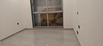 Room in 4 BHK Apartment at Magarpatta Nova Elegance, Mundhwa – for Sale