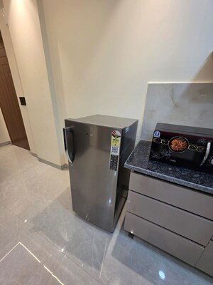 Furnished Amenities in 1.5 BHK Builder Floor at Sector 46 – for Rent