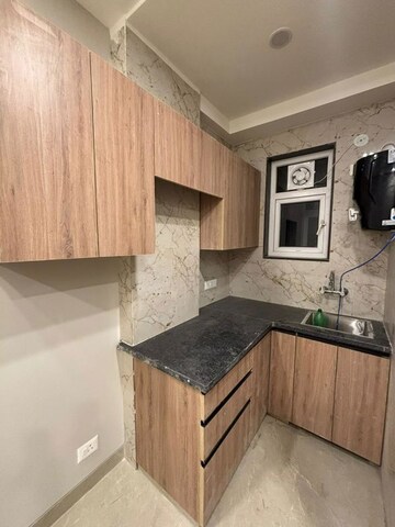 Kitchen in 1.5 BHK Builder Floor at Sector 31 – for Rent