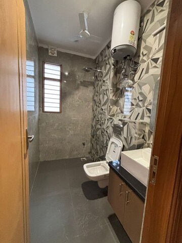 Bathroom in 2 BHK Builder Floor at Sector 31 – for Rent