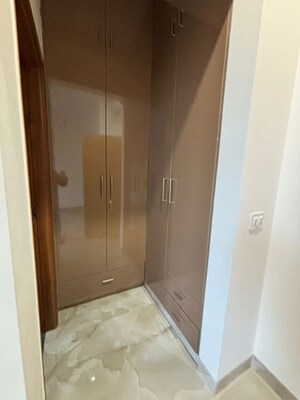 Bathroom in 2 BHK Builder Floor at Sector 31 – for Rent