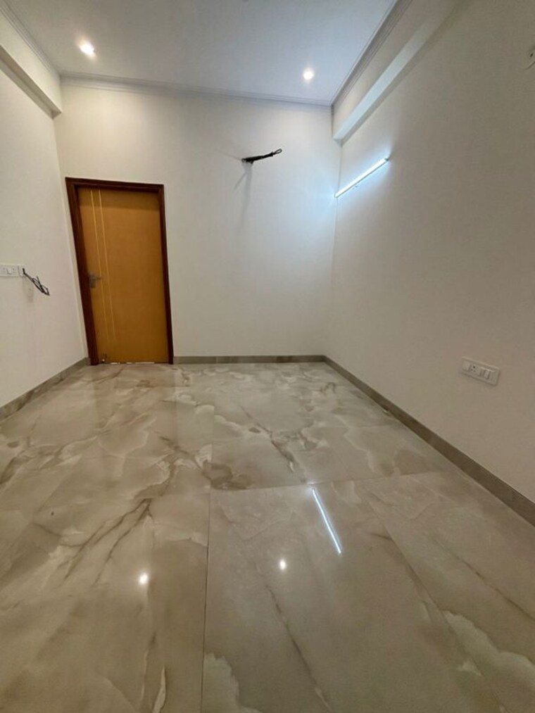 Room, sector 31 2 Bedroom 1440 Sq.Ft. Builder Floor In Sector 31 Gurgaon 10034658