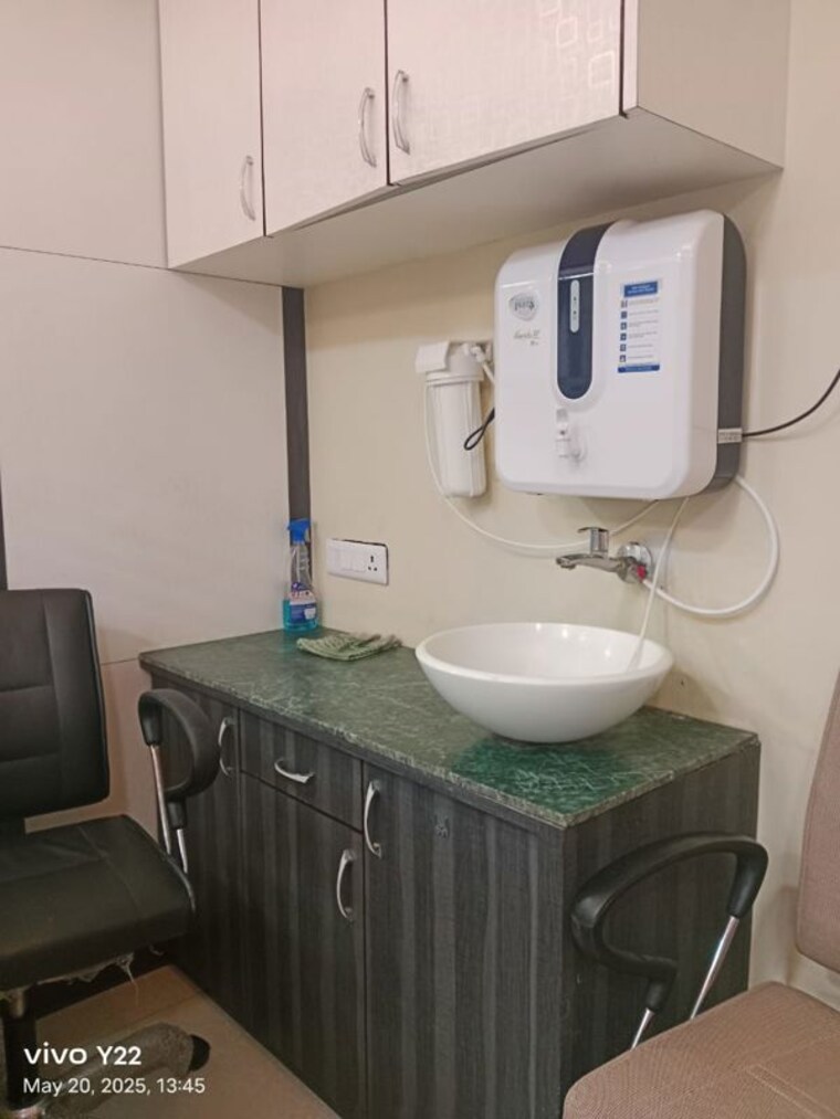 Bathroom, bbd bagh Commercial Office Space 800 Sq.Ft. In Bbd Bagh Kolkata 10034656