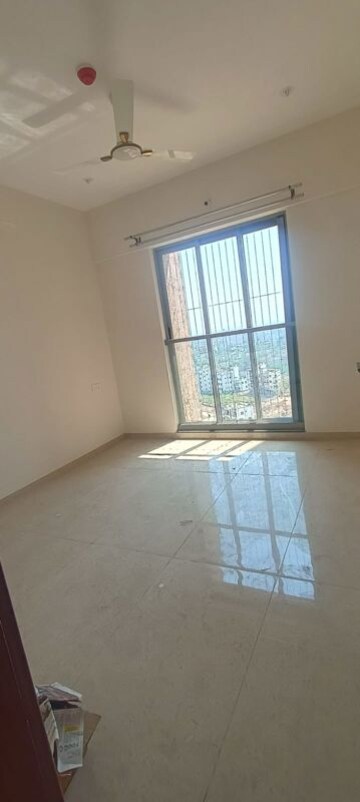 Room in 2 BHK Apartment at Kharadi – for Rent
