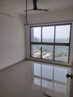 2 BHK Apartment For Rent in Raj Infinia