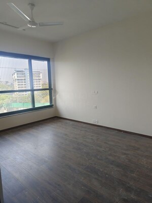 Room in 2 BHK Apartment at Raj Infinia, Malad West – for Rent