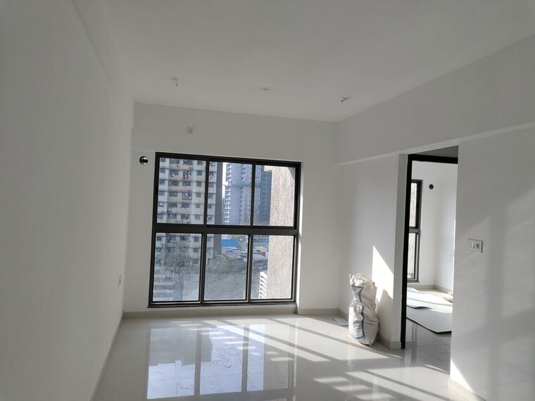 Room, uk-iridium 1 Bedroom 400 Sq.Ft. Apartment In Kandivali East Mumbai 10034712