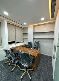 Office Space For Rent in Lodha Supremus Kolshet Road