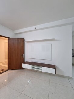 2 BHK Apartment For Rent in Aparna Sarovar Zenith