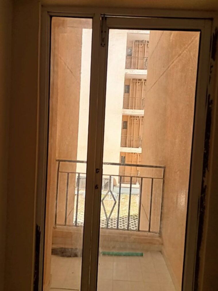 Room, mrg-the-balcony 2 Bedroom 650 Sq.Ft. Apartment In Sector 93 Gurgaon 10034769