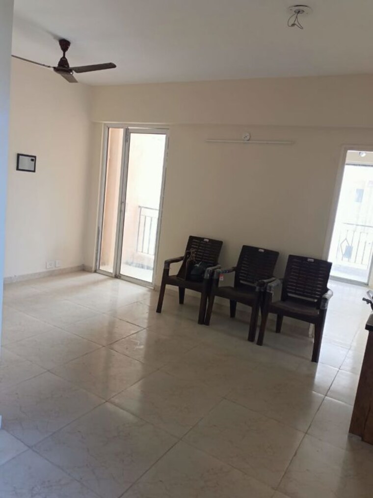  Parking, mrg-the-balcony 2 Bedroom 650 Sq.Ft. Apartment In Sector 93 Gurgaon 10034769