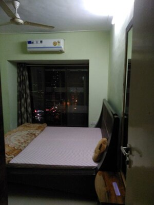 Furnished Amenities in 1 BHK Apartment at Lokhandwala Whispering Palms, Kandivali East – for Rent