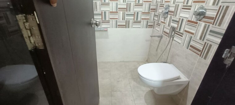 Bathroom, dhayari 1 Bedroom 610 Sq.Ft. Apartment In Dhayari Pune 10034784