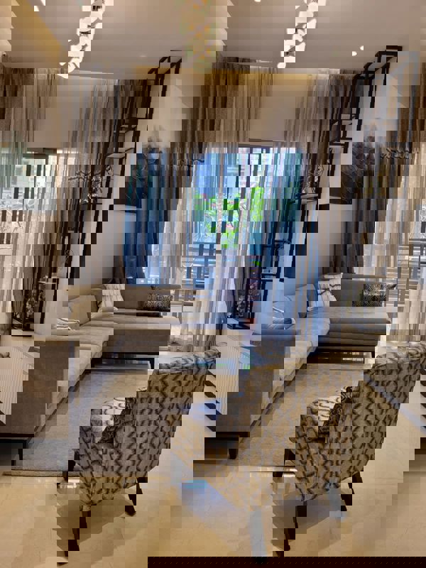 2 BHK + Pooja Room 800 Sq.Ft. Apartment in Choice QUE 914