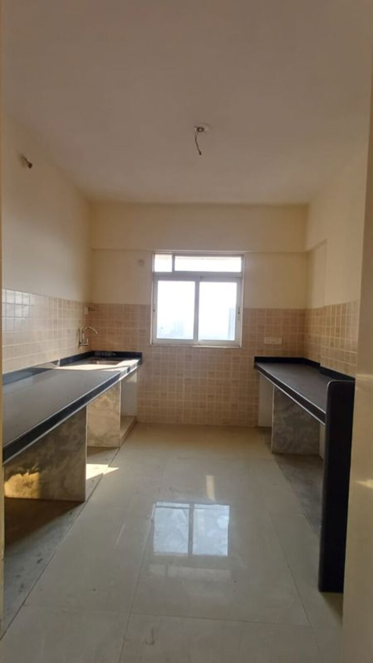 Kitchen, stg-atlantis 2 Bedroom 700 Sq.Ft. Apartment In Panch Pakhadi Thane 10034893